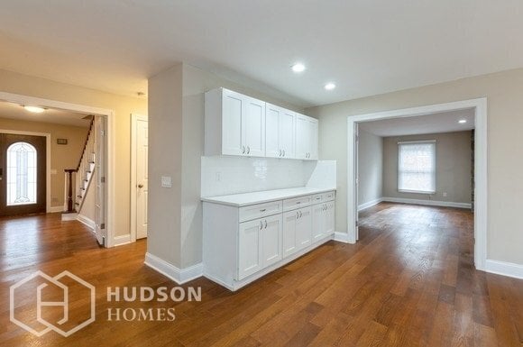 Building Photo - 398 NY-111