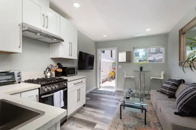 Building Photo - This home shares 1 common wall.