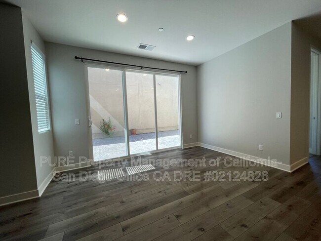 Foto del edificio - 1714 Pilot Peak Ave