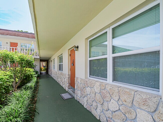 Foto del edificio - 923 22nd Pl