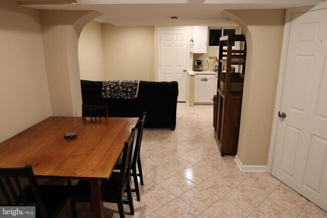 Foto del edificio - 11202 TROY Rd