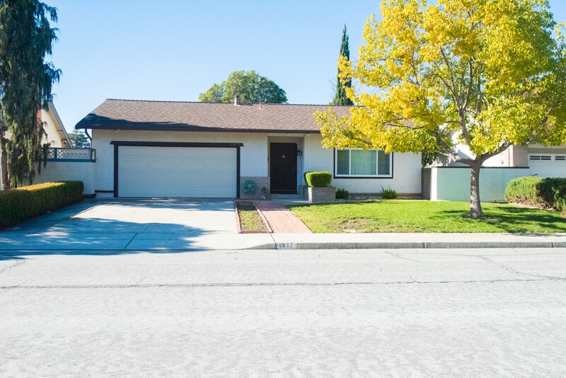 Primary Photo - 1377 Spoonbill Way