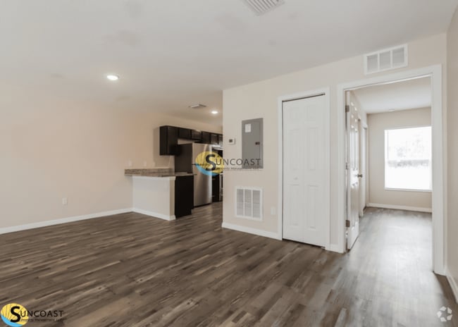 Building Photo - 9313 N Travis Dr