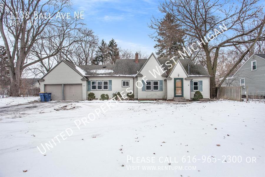 Primary Photo - Tours Estimated to Begin 4/8 | Spacious an...