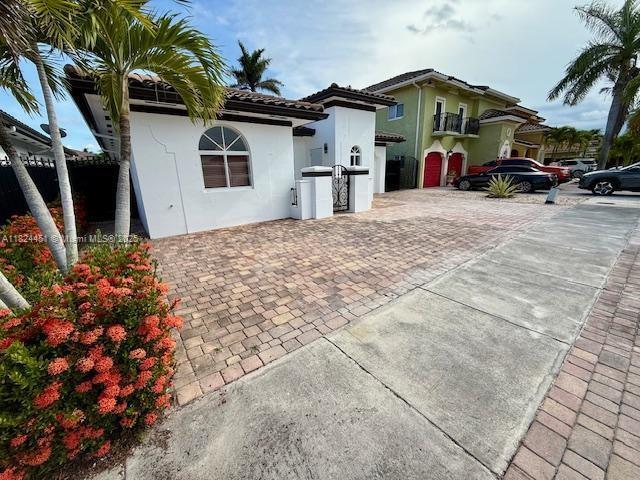 Building Photo - 15564 SW 12th Terrace