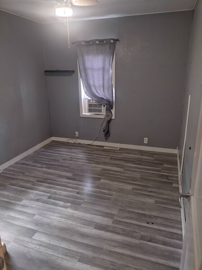 Foto del edificio - 3015 6th St