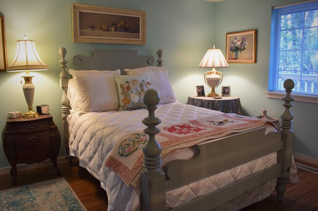 Foto del edificio - 5316 Fox Hollow Rd