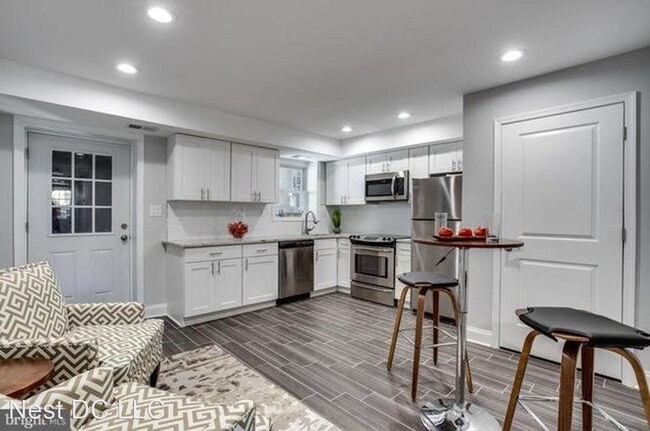 Building Photo - 1 br, 1 bath House - 3740 9th St NW Unit B