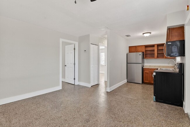 Photo - 58 W 27th St Apartment