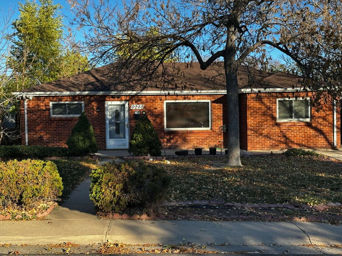 Primary Photo - Charming 3 bed/2 bath house in the Heart o...