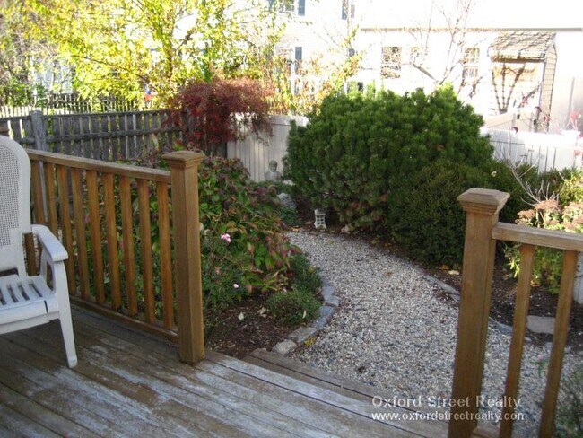 Foto del edificio - 14 Cornelius Way