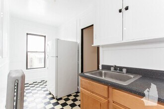 Building Photo - 3306 N Spaulding Ave
