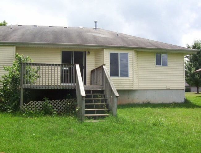 Building Photo - 3305 W Raynell St
