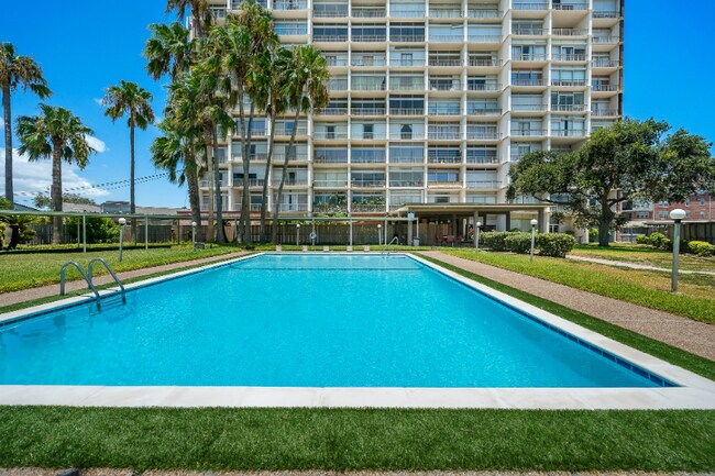 Foto del edificio - 4600 Ocean Dr