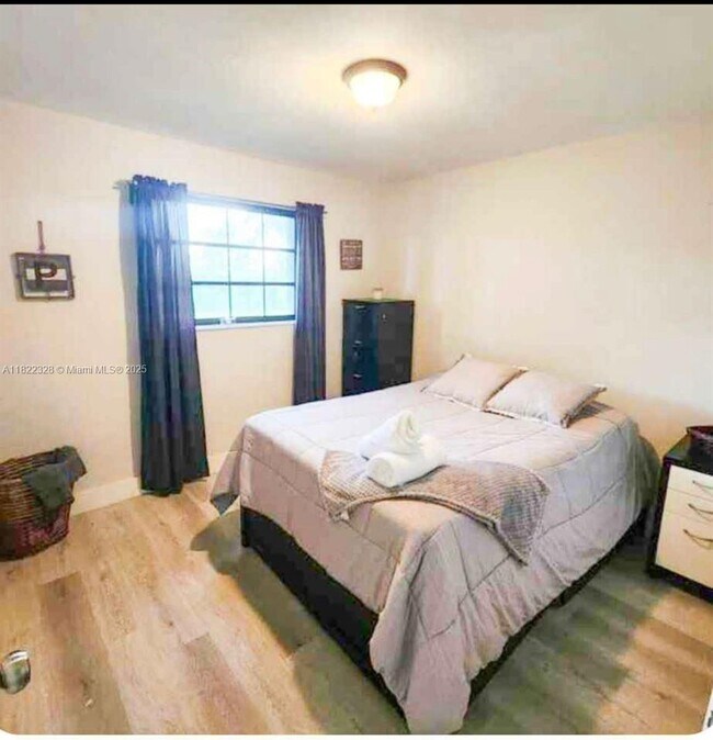 Foto del edificio - 23105 SW 122nd Ave