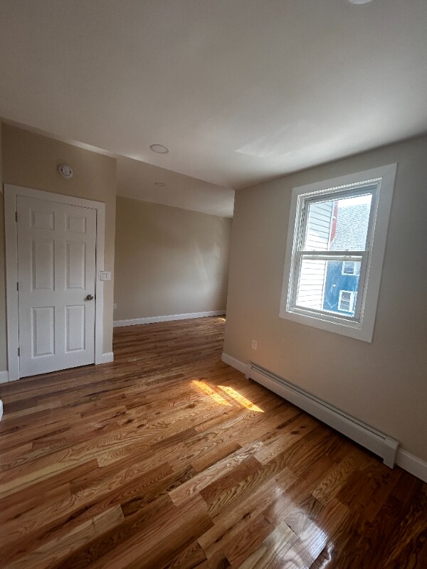 Foto del edificio - 63 Hawthorne Ave