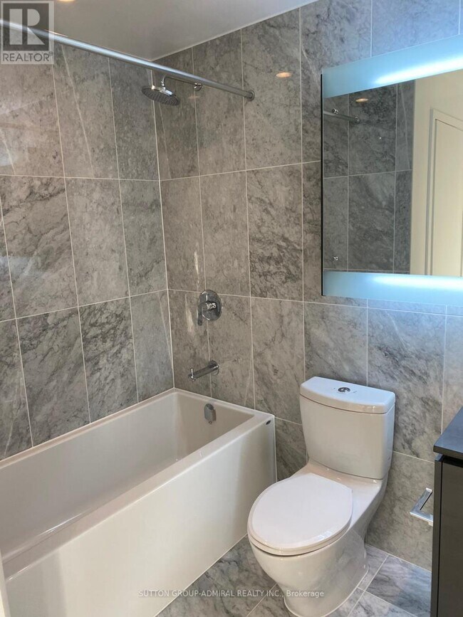 Photo du bâtiment - 117 McMahon Dr