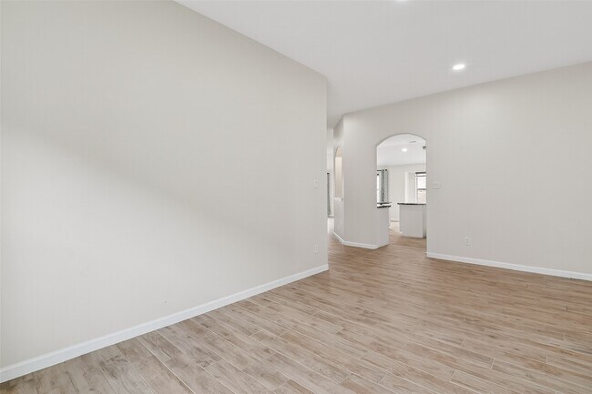 Foto del edificio - 1814 Midnight Ln