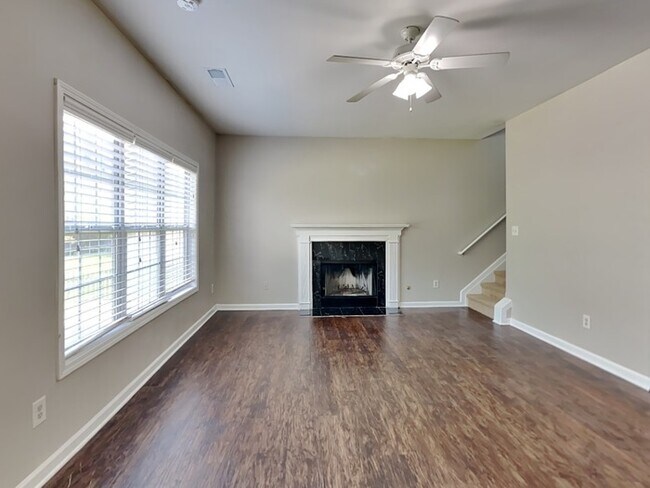 Foto del edificio - WOW! Great 5 Bed Home!