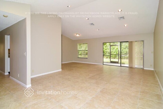 Foto del edificio - 5215 NW 51st Ct