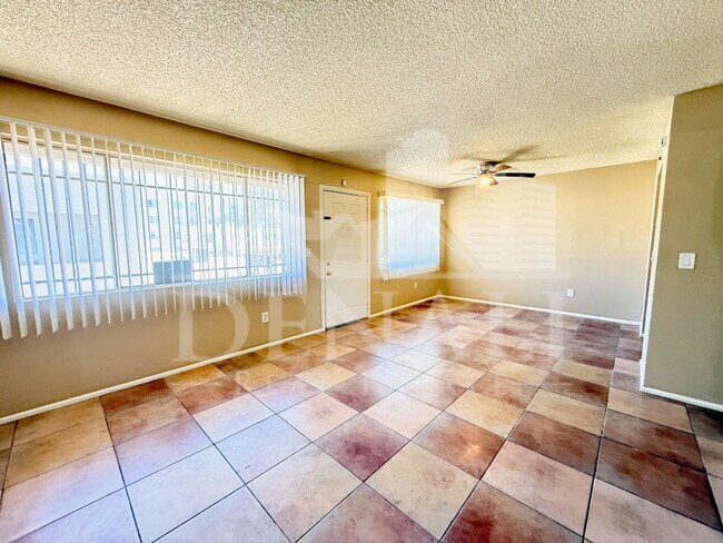 Foto del edificio - 2804 N 43rd Ave