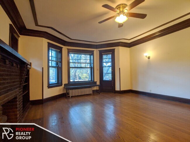 Foto del edificio - 2823 W Logan Blvd