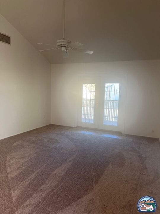 Foto del edificio - 270 S Waterman Ave