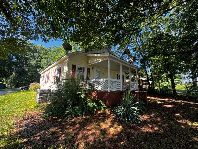 Building Photo - 2 Bedroom house near downtown Kings Mountain, NC