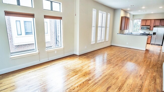 Foto del edificio - 1611 Silver St