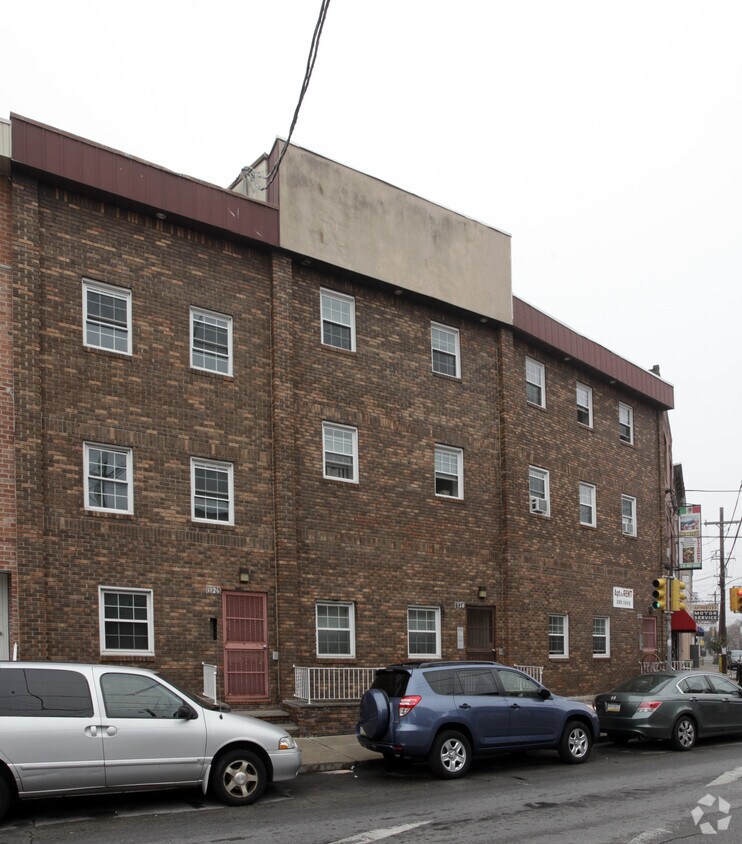 1124 E Passyunk Ave, Philadelphia, PA 19147 Apartments in