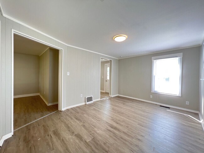Foto del edificio - Highland Home: New Year, New Home: 50% Off...