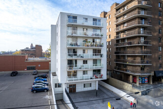 Building Photo - Westwinds Apartments