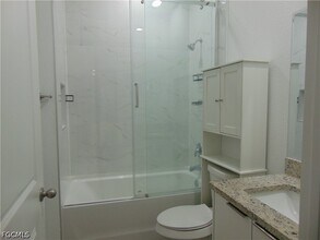 Building Photo - 9020 E Castle Cir