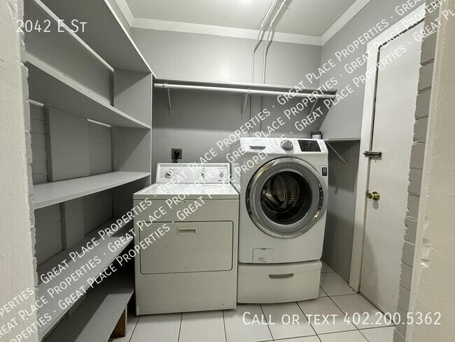 Foto del edificio - 2042 E St-