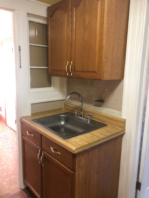 Foto del edificio - 476 E 33rd St