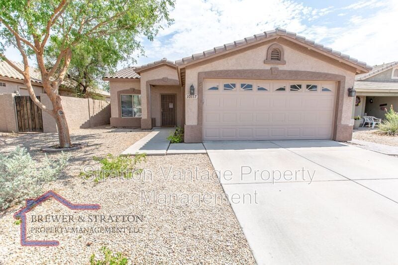 Foto principal - 10117 E Obispo Ave