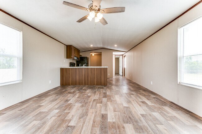 Foto del edificio - Charming 3-Bed, 2-Bath Mobile Home in Thor...