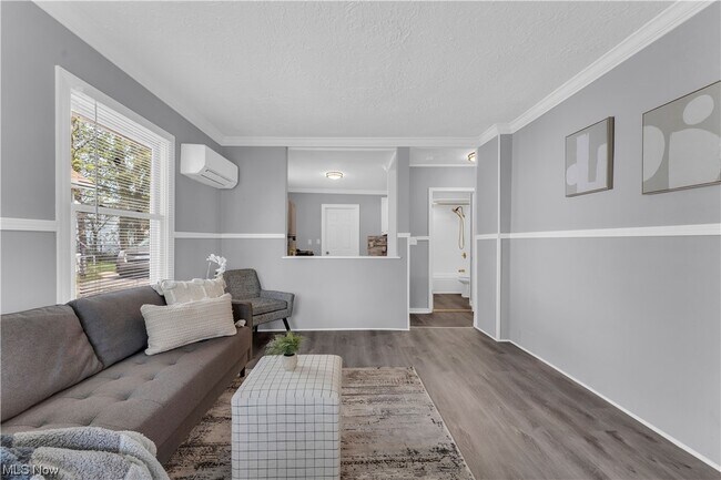 Foto del edificio - 5701 Longwood Ave