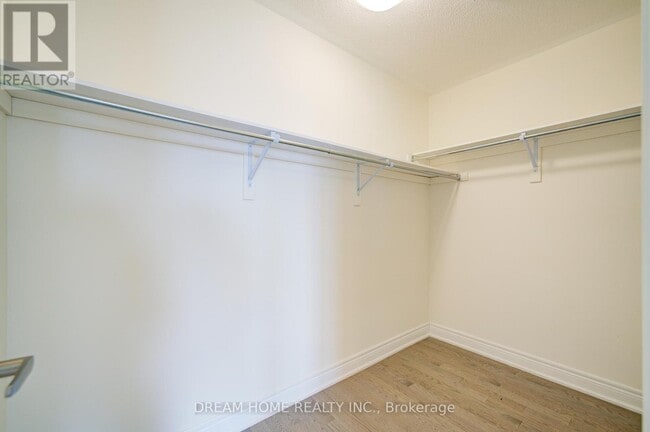 Building Photo - 22 Thomas Hope Ln