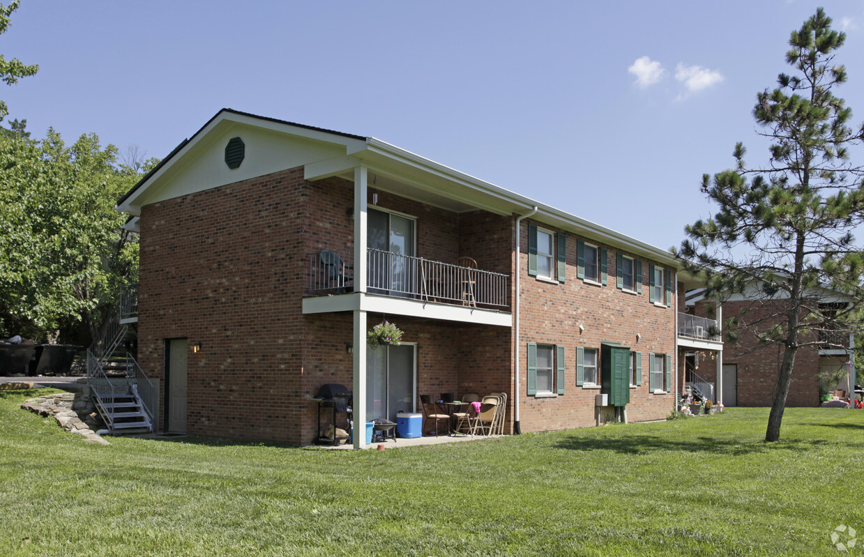 Building Photo - Inverness Apartments