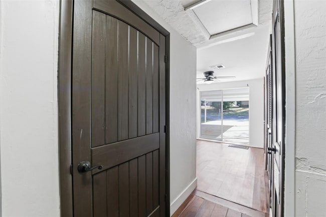 Foto del edificio - 62 S Tyler St