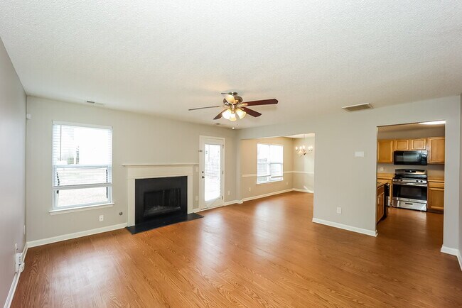 Foto del edificio - 346 Haverhill Ln