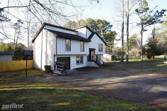 Foto principal - 6 br, 3 bath House - 4720 i Jamerson Fores...