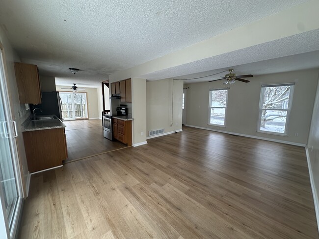 Foto del edificio - 5336 Bonner Dr