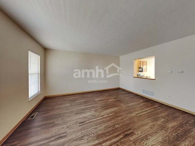 Foto del edificio - 6213 Home Park Dr