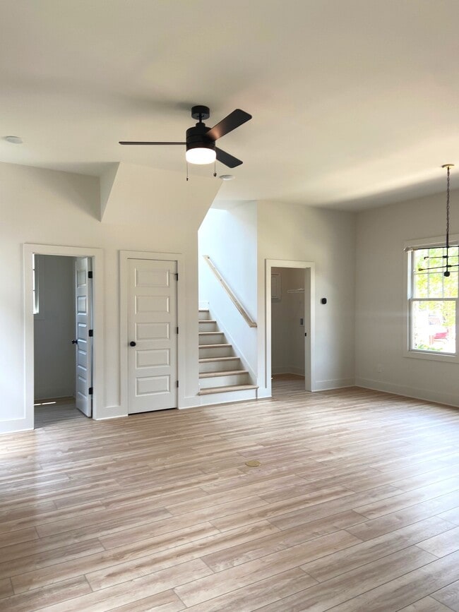 Building Photo - 4512 Sage St