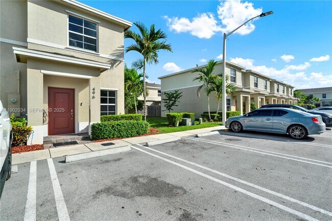 Foto del edificio - 496 NE 4th Terrace