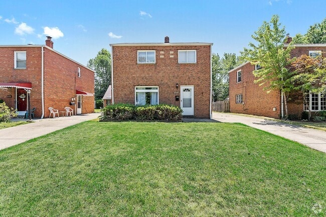 Building Photo - 21130 Morris Ave