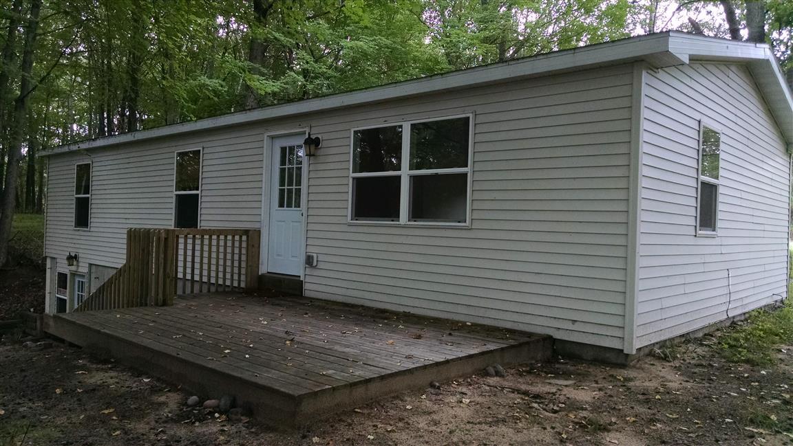 Foto principal - 12655 16 Mile Rd