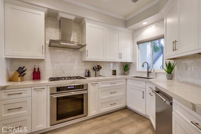 Foto del edificio - 88 Baycrest Ct